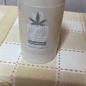 Hempz Koa & Sweet Almond Solid Cleansing Stick - Beige